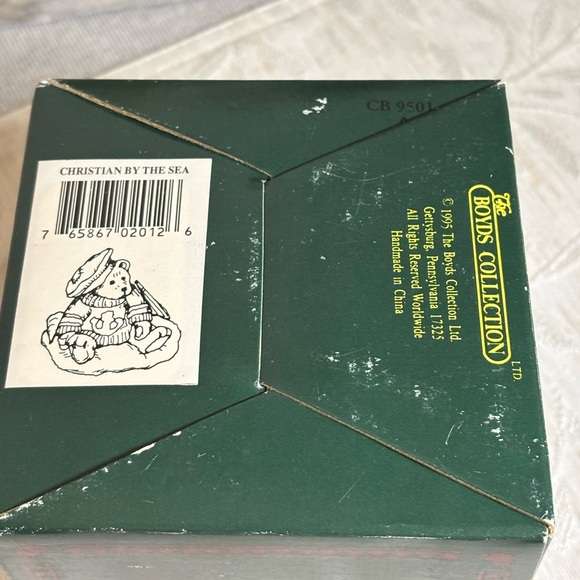 Boyd's Bears & Friends 1995 "Christian By The Sea" (28E/899). Bearstone #2012 - Picture 8 of 8